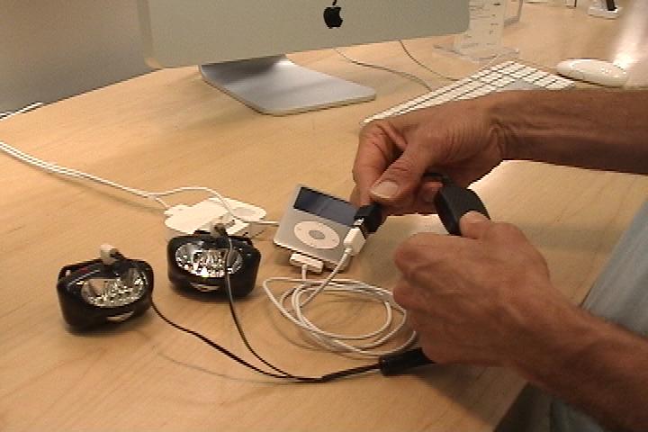 Charging iPod Classic 80GB - EL8 Solar Headlamp